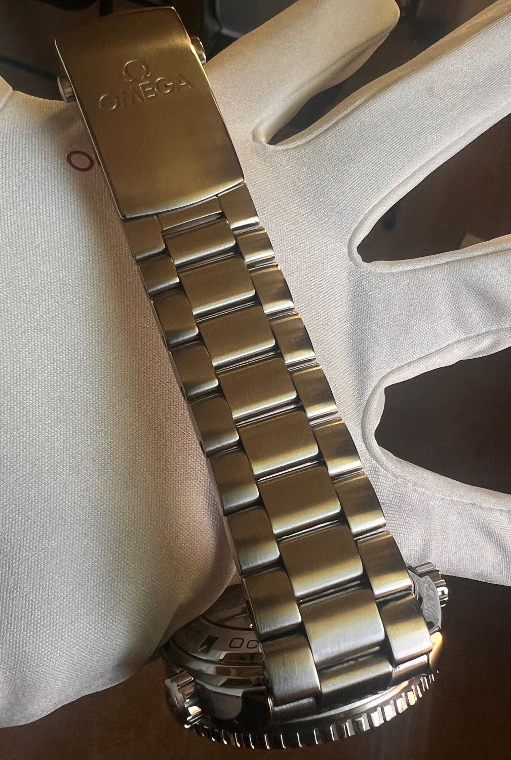 Omega 232.30.46.21.01.001