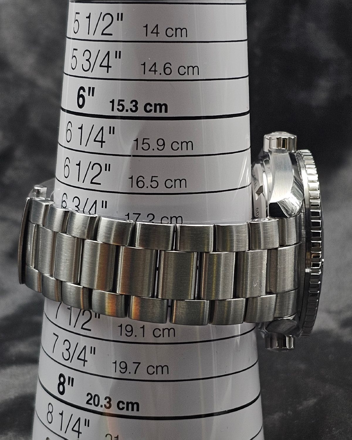 Omega 232.30.46.21.01.001