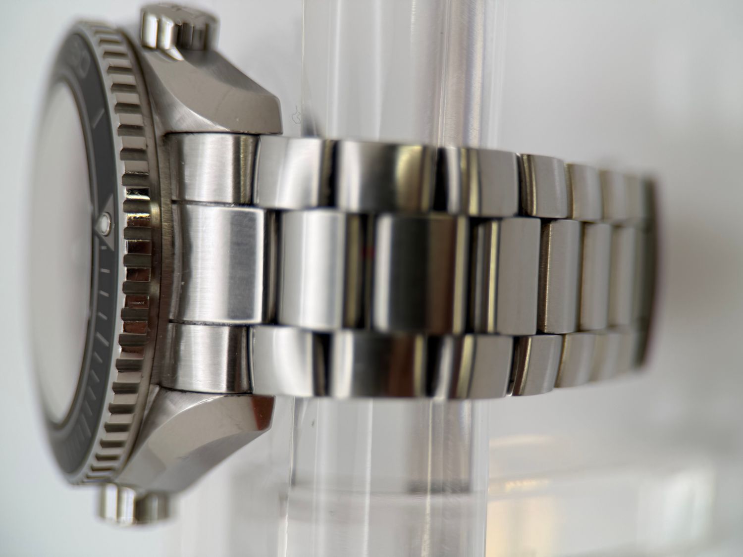 Omega 232.30.46.21.01.001