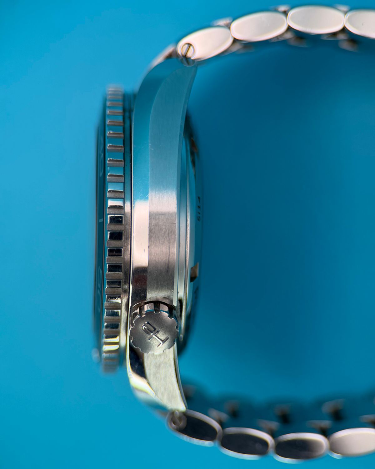 Omega 232.30.46.21.01.001