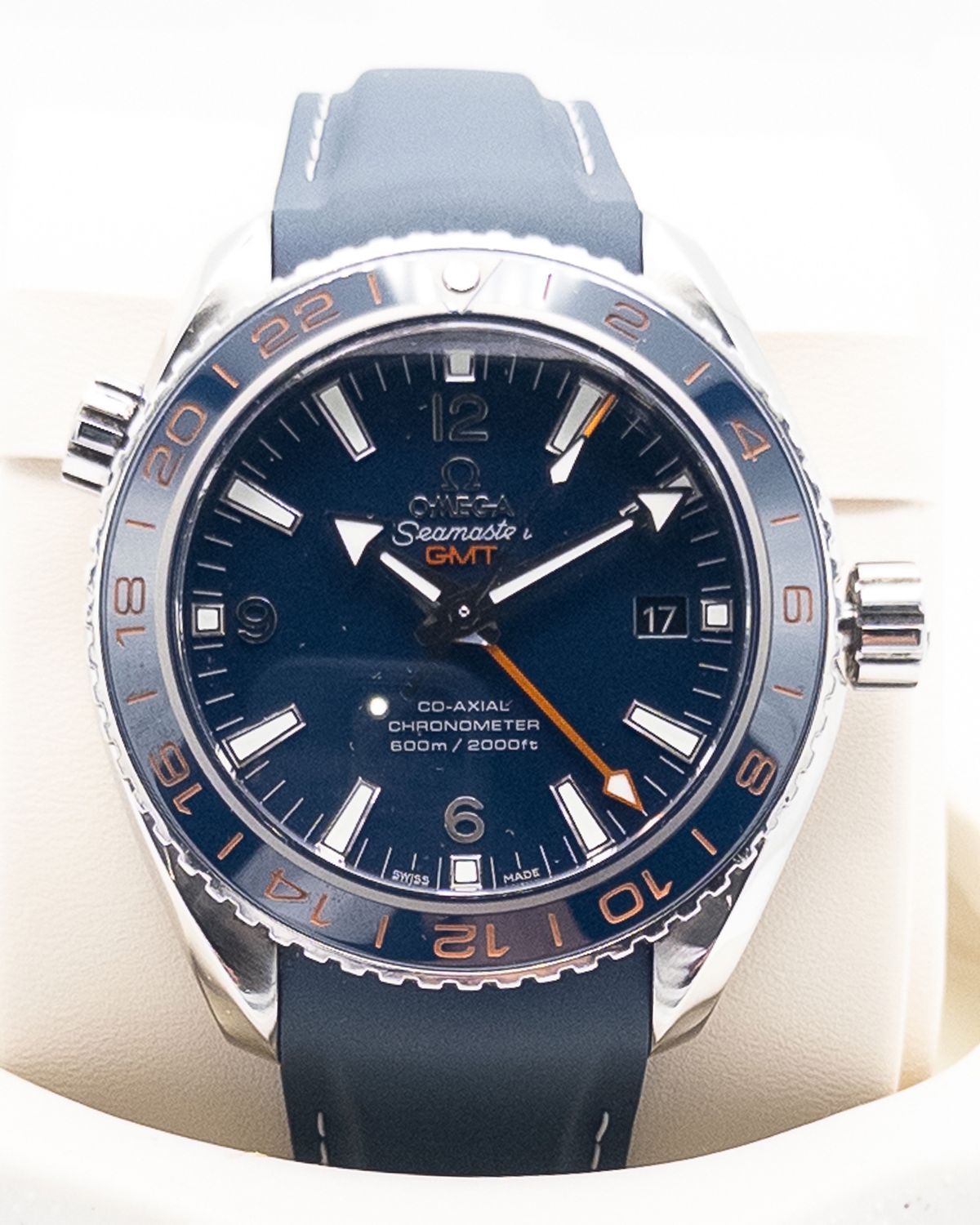 Omega 232.32.44.22.03.001