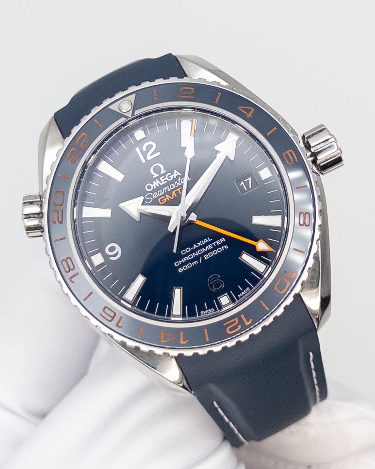 Omega 232.32.44.22.03.001