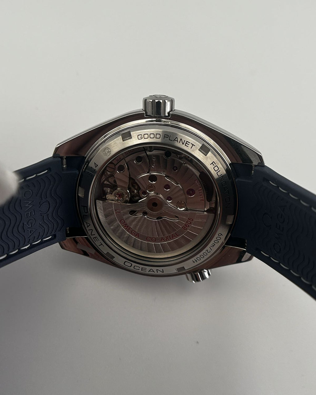 Omega 232.32.44.22.03.001