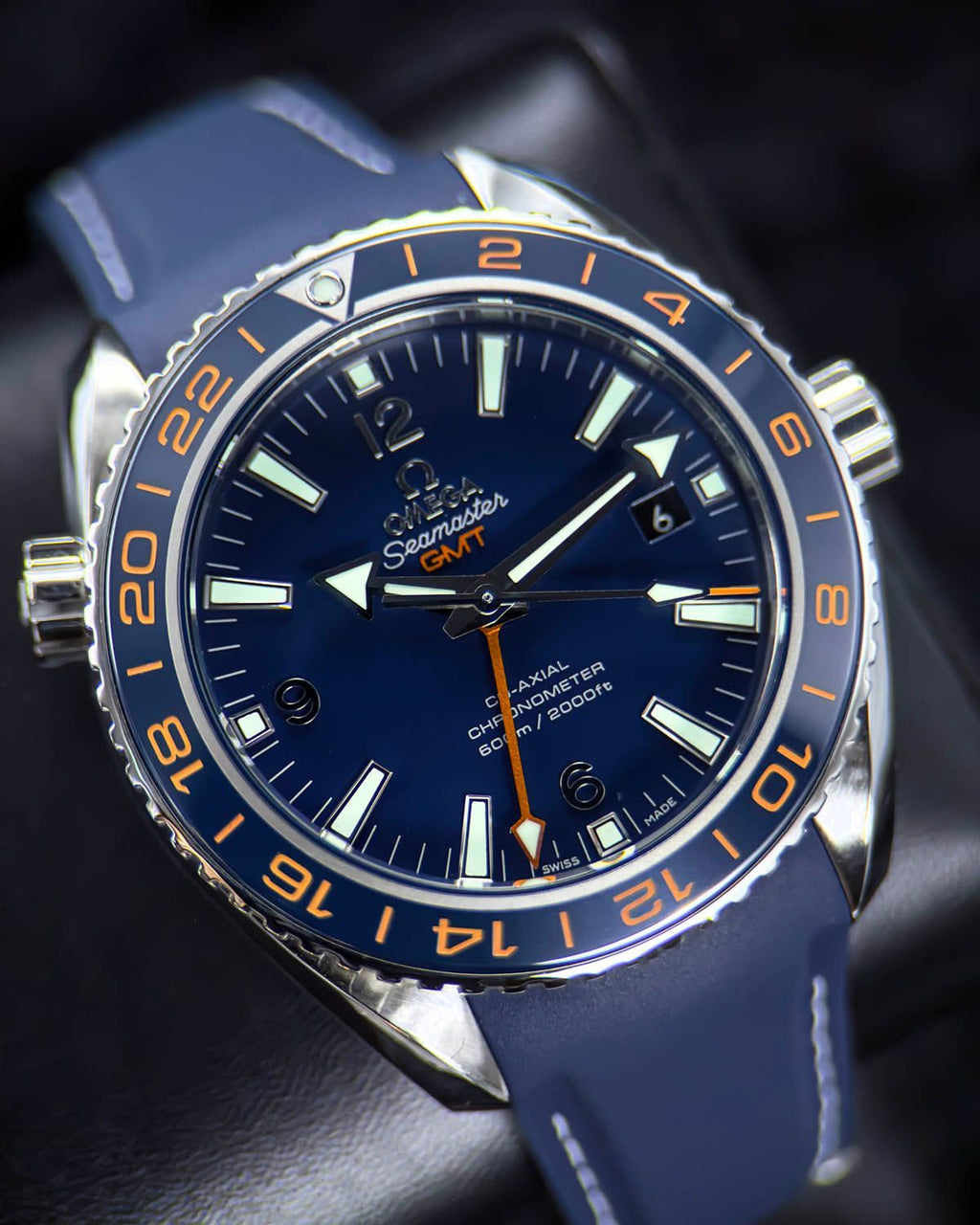 Omega 232.32.44.22.03.001