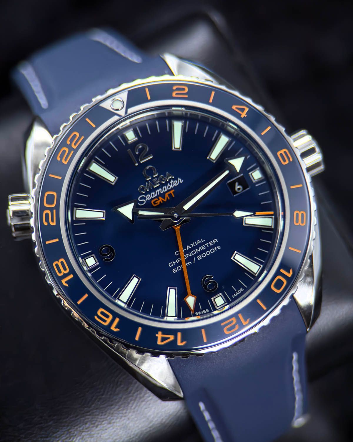 Omega 232.32.44.22.03.001