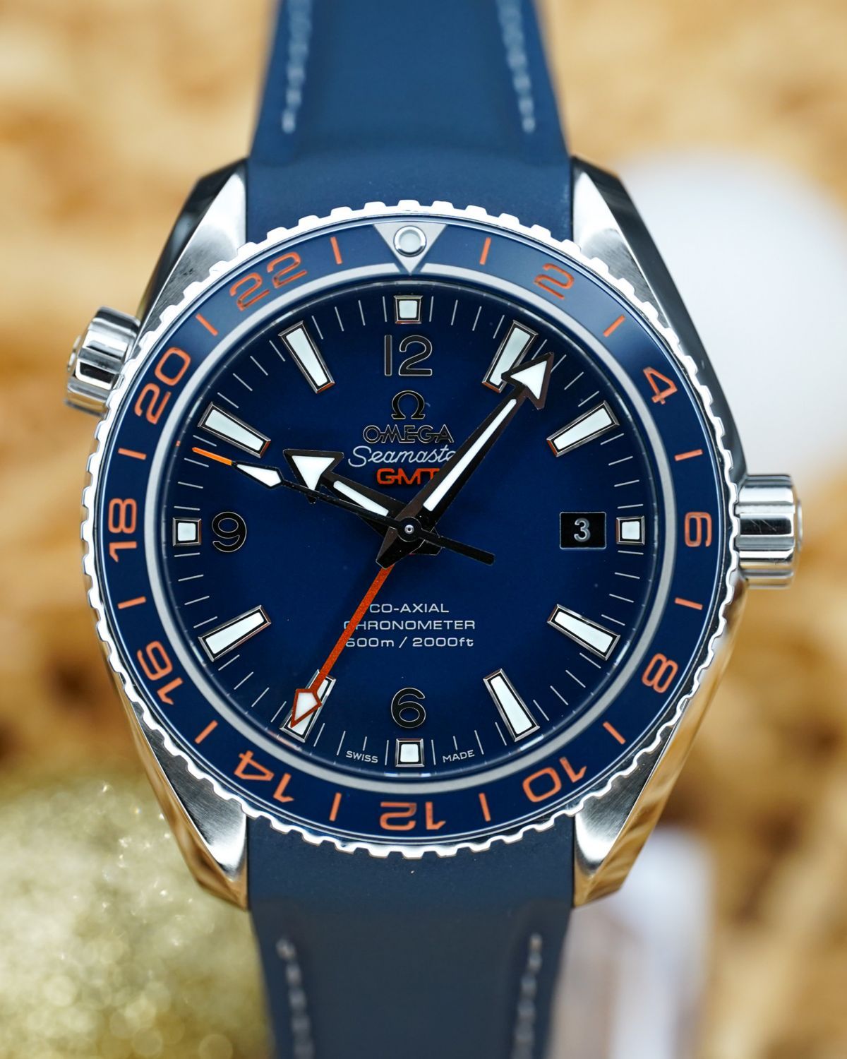 Omega 232.32.44.22.03.001