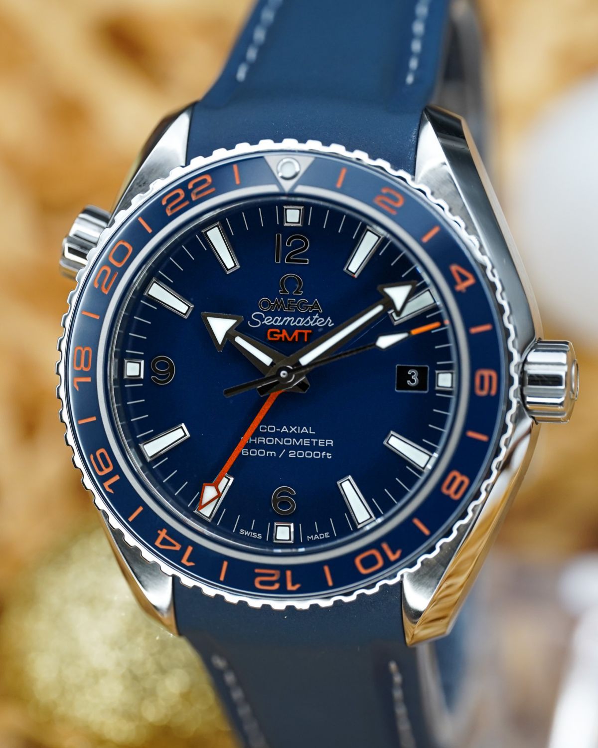 Omega 232.32.44.22.03.001