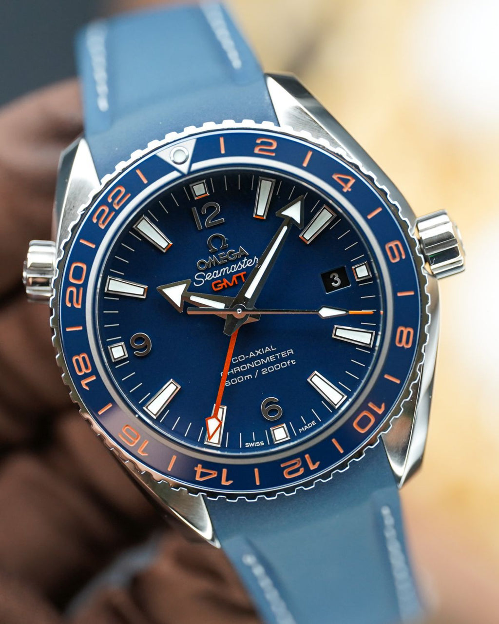 Omega 232.32.44.22.03.001
