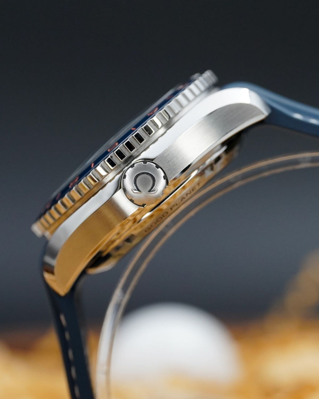 Omega 232.32.44.22.03.001