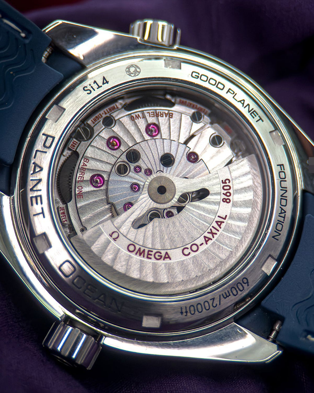 Omega 232.32.44.22.03.001