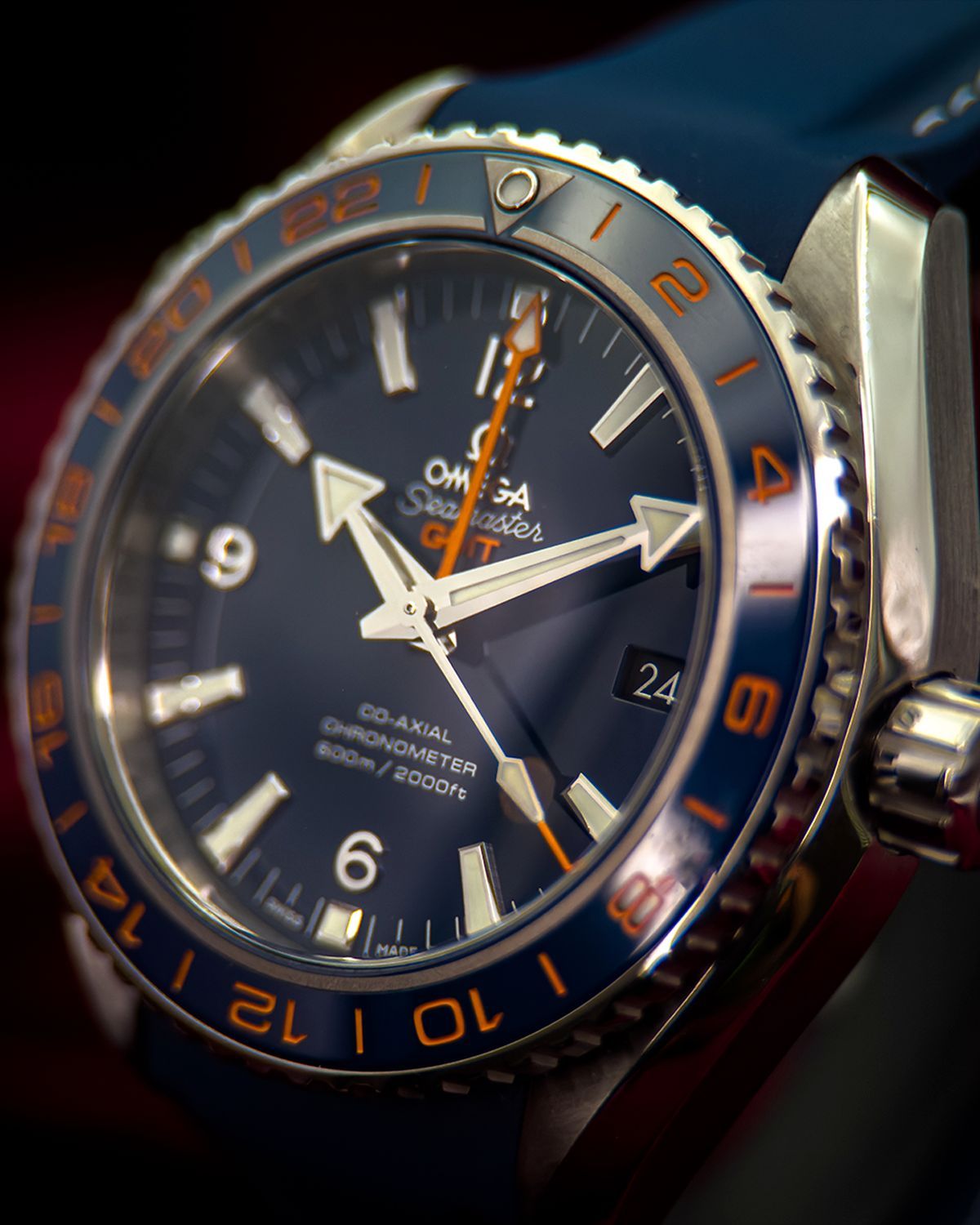 Omega 232.32.44.22.03.001