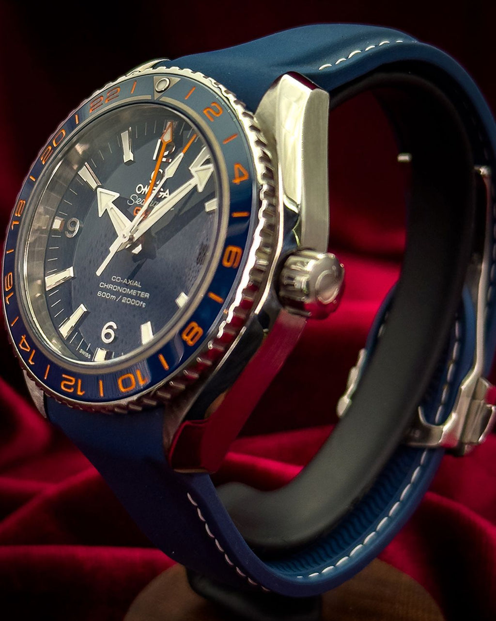 Omega 232.32.44.22.03.001