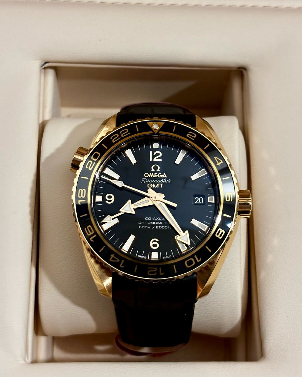 Omega 232.63.44.22.01.001