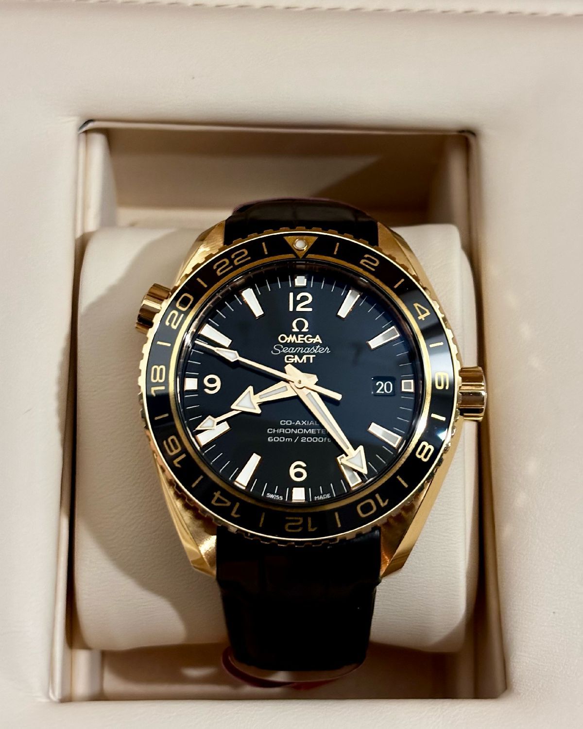 Omega 232.63.44.22.01.001