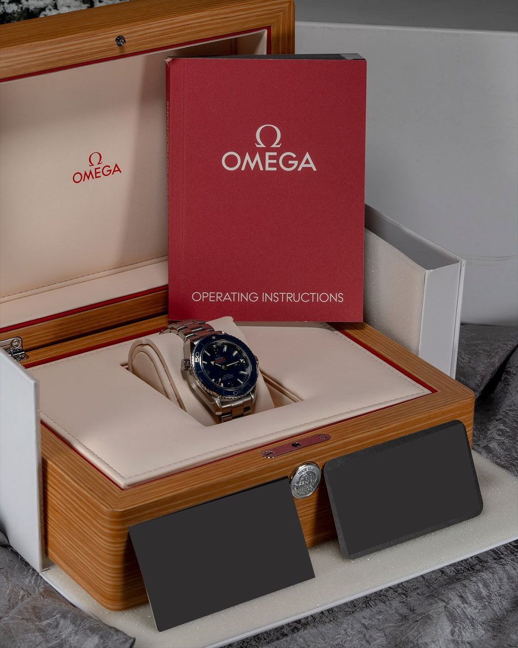 Omega 232.90.38.20.03.001