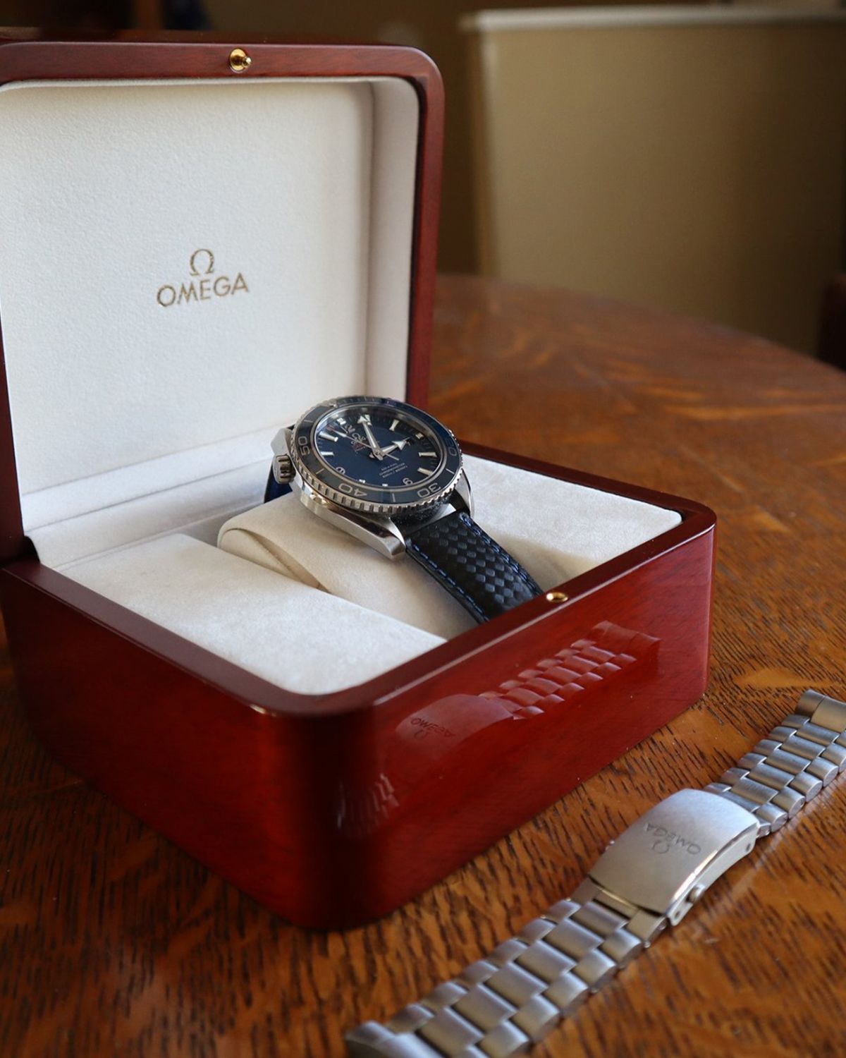 Omega 232.90.46.21.03.001