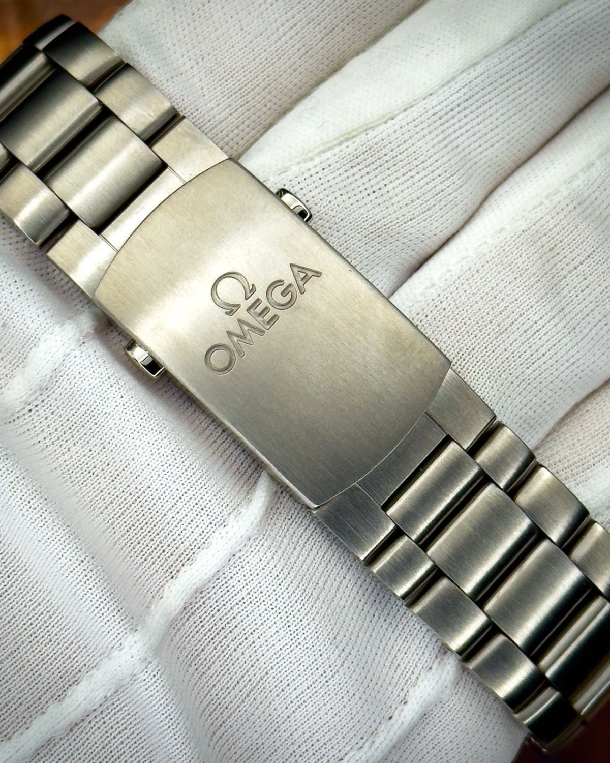 Omega 232.90.46.51.03.001