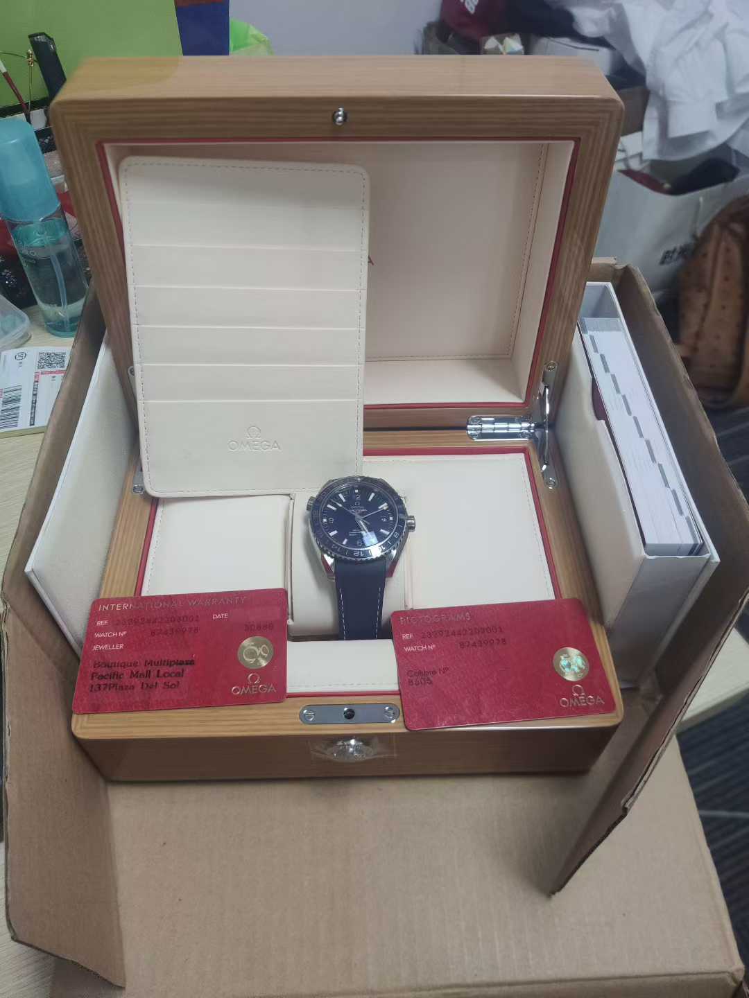 Omega 232.92.44.22.03.001
