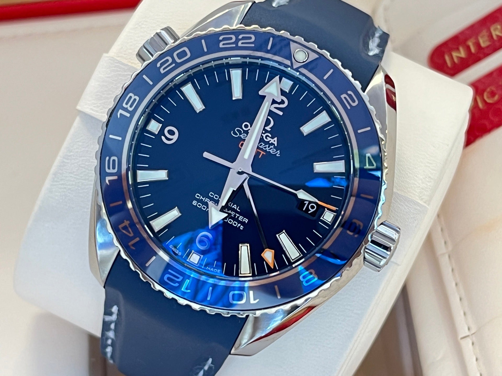 Omega 232.92.44.22.03.001