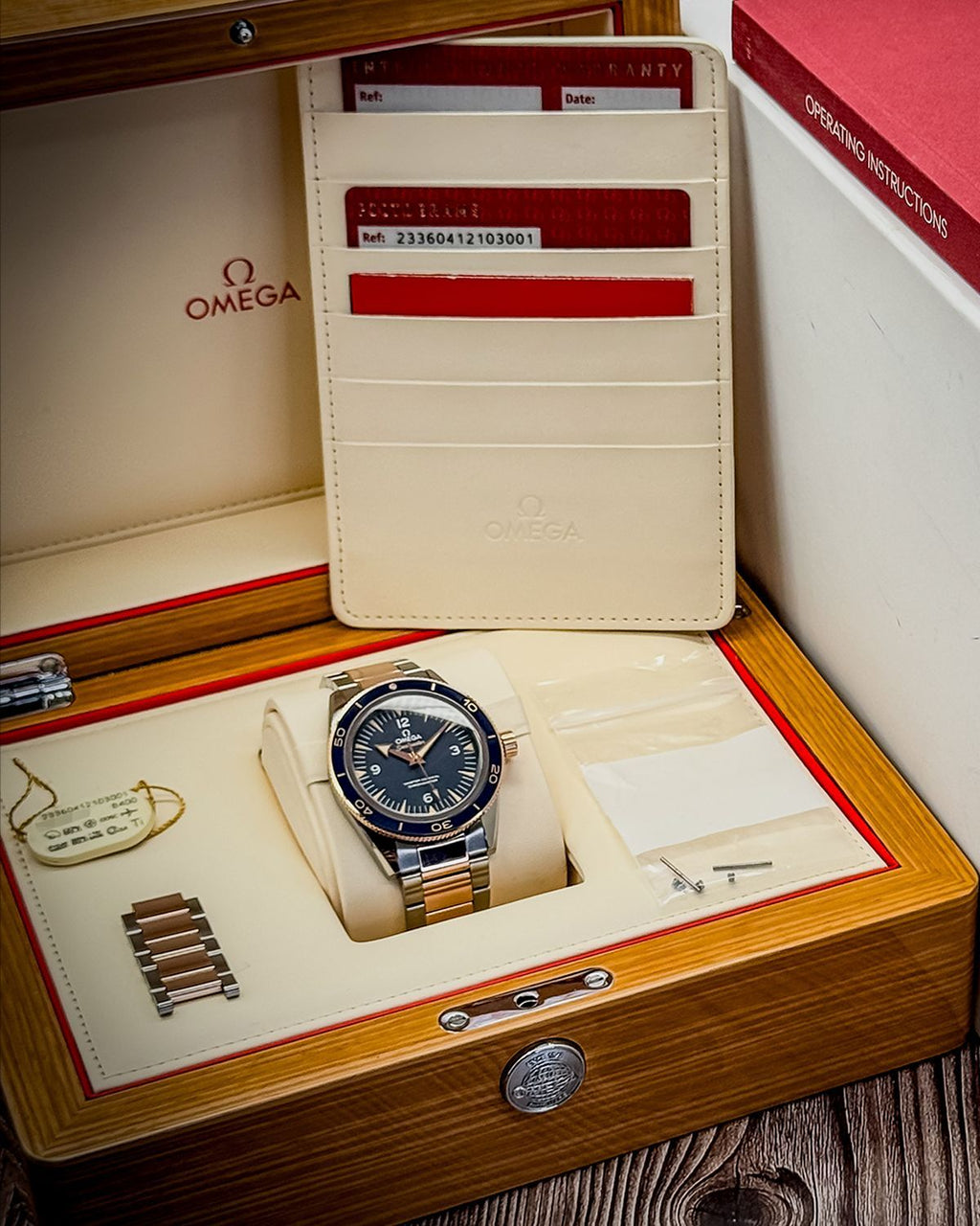Omega 233.60.41.21.03.001