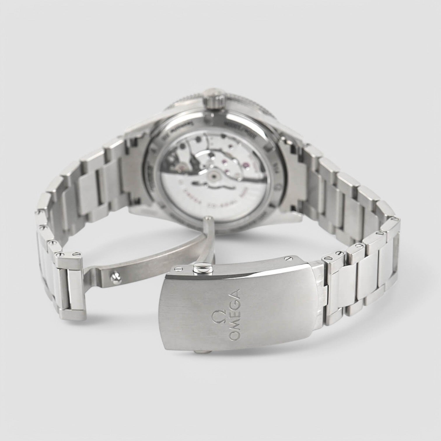 Omega 233.60.41.21.03.001