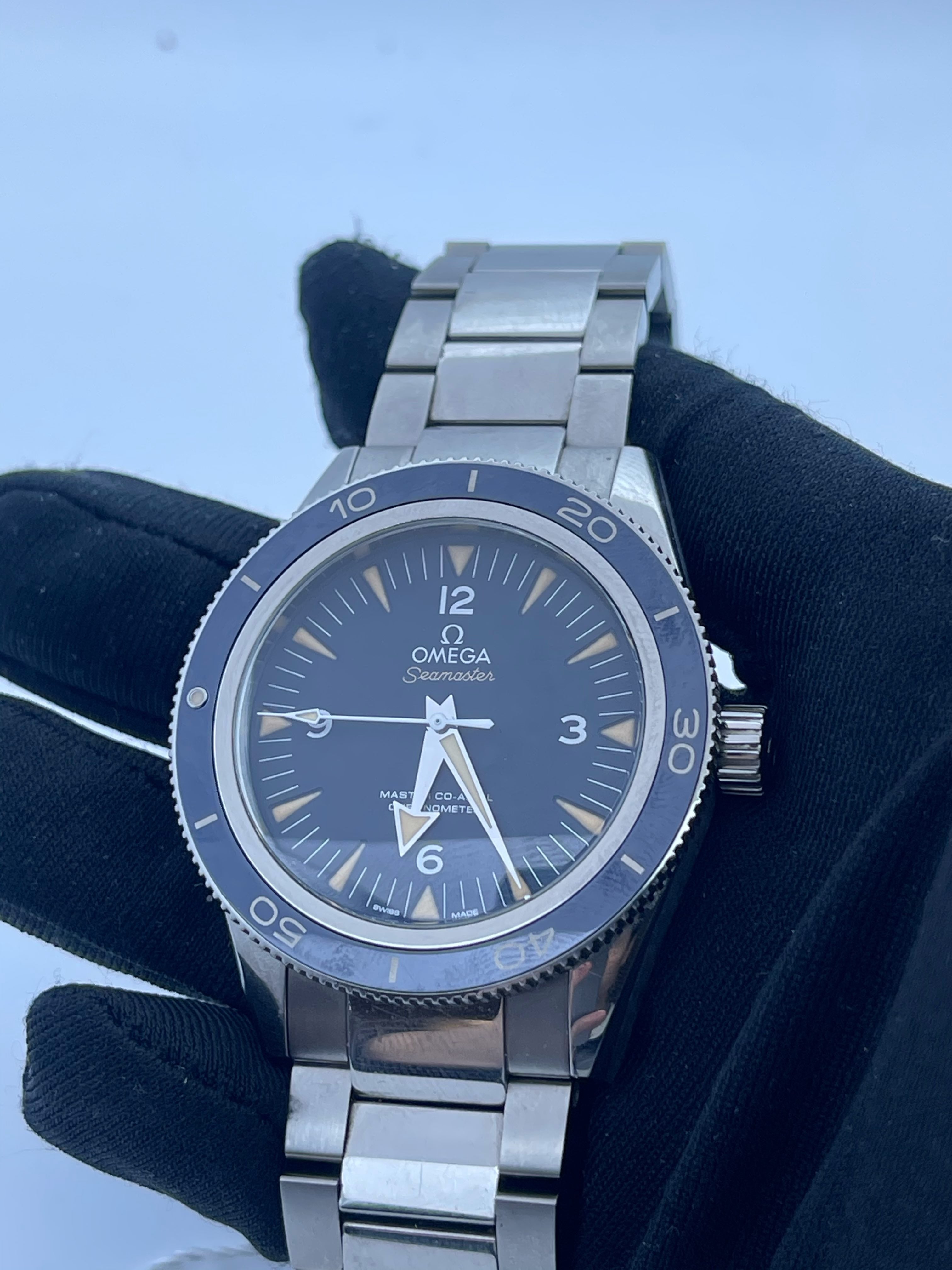 Omega 233.90.41.21.03.001