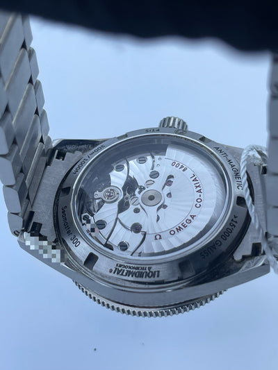 Omega 233.90.41.21.03.001