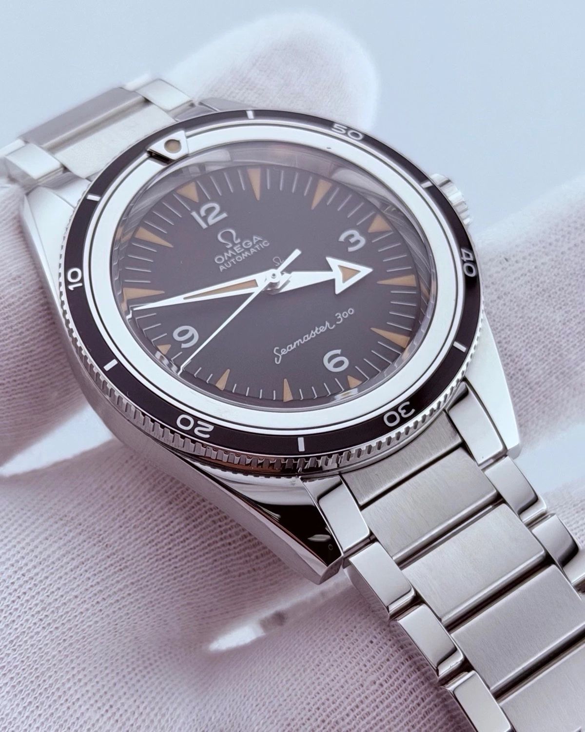 Omega 234.10.39.20.01.001