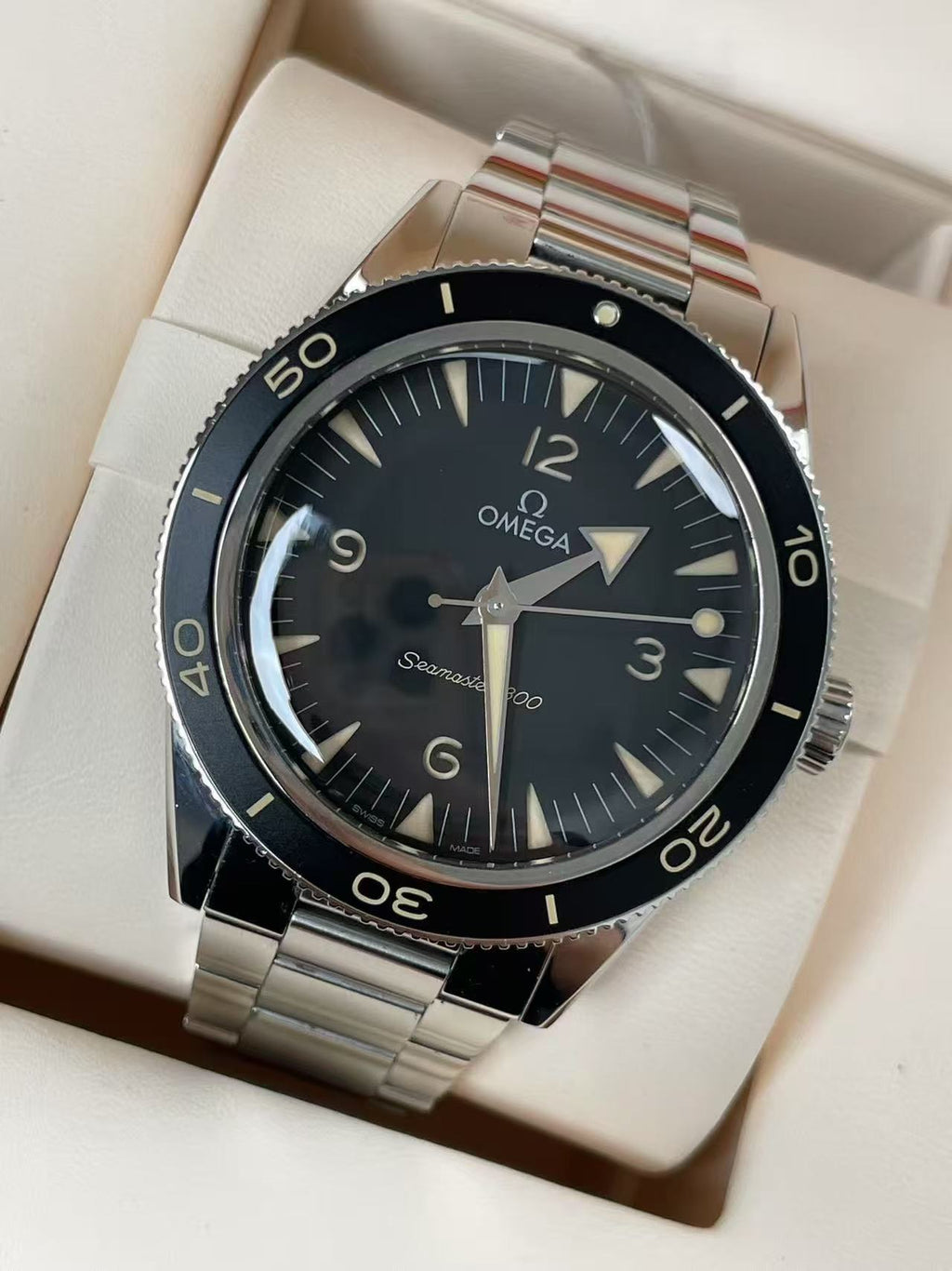 Omega 234.30.41.21.01.001
