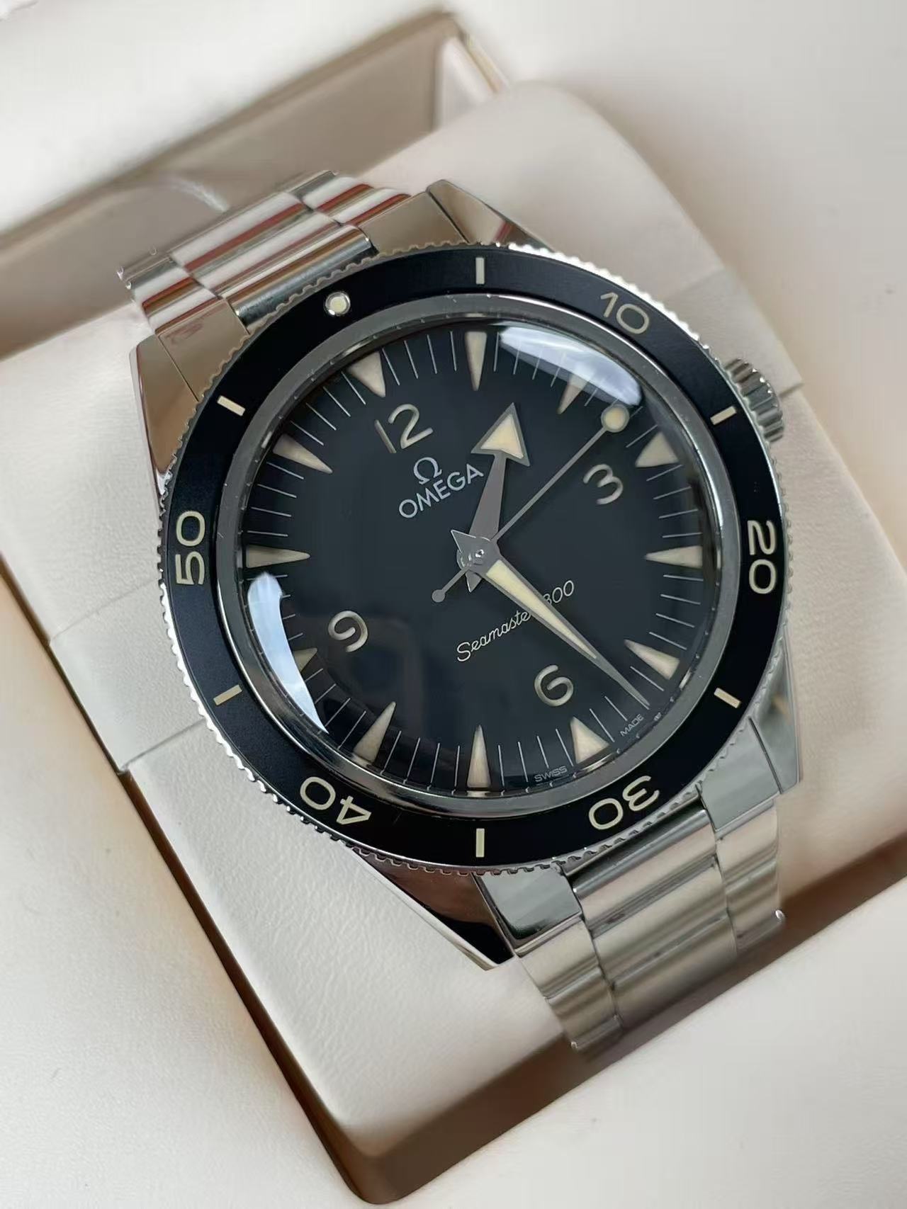 Omega 234.30.41.21.01.001