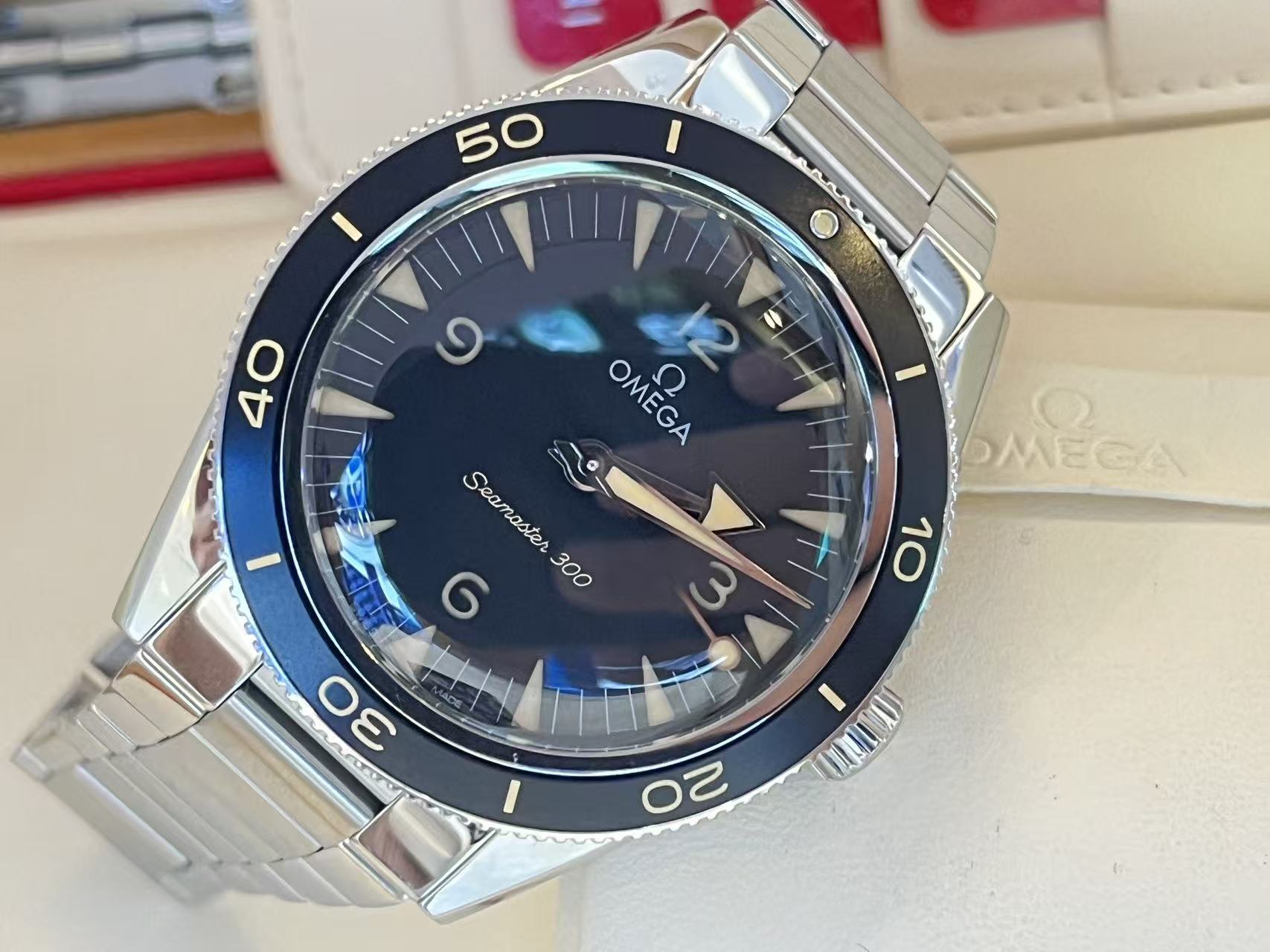 Omega 234.30.41.21.01.001