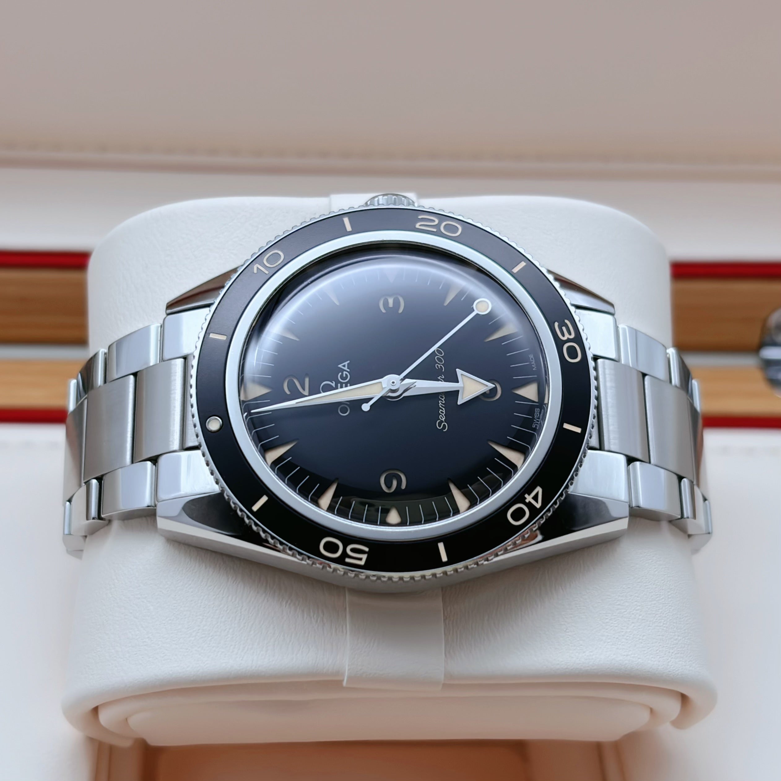 Omega 234.30.41.21.01.001