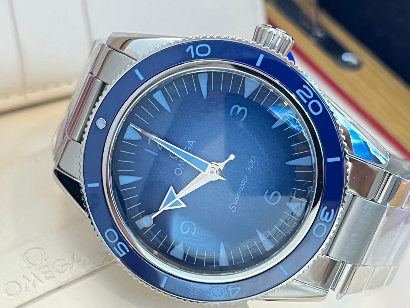 Omega 234.30.41.21.03.002