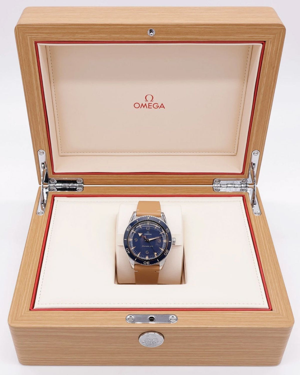 Omega 234.32.41.21.03.001