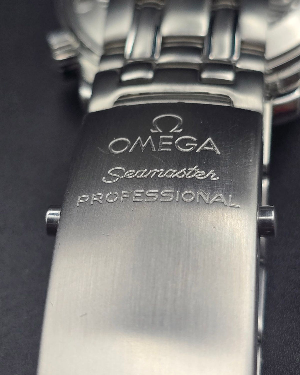Omega 2552.61
