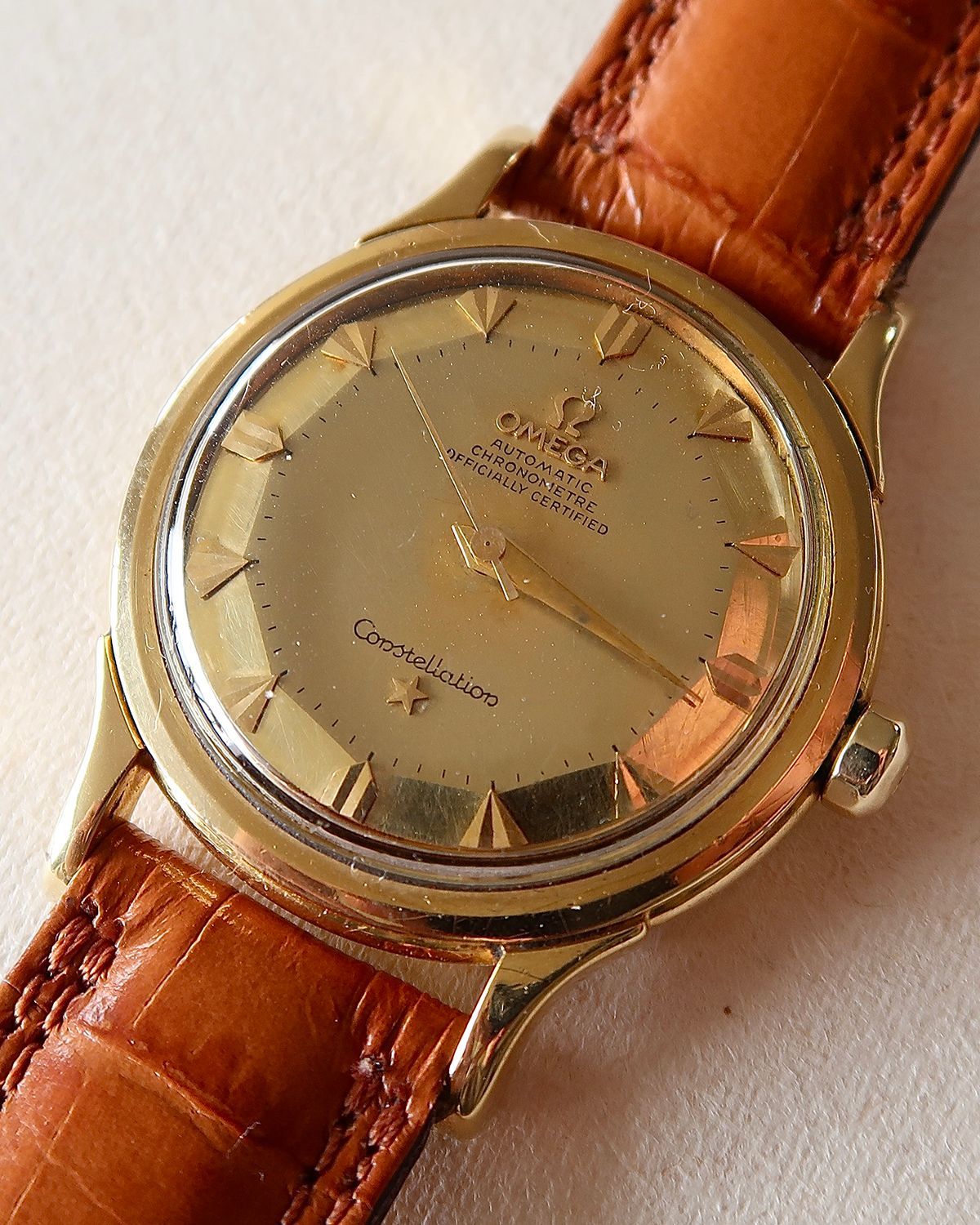 Omega 2852