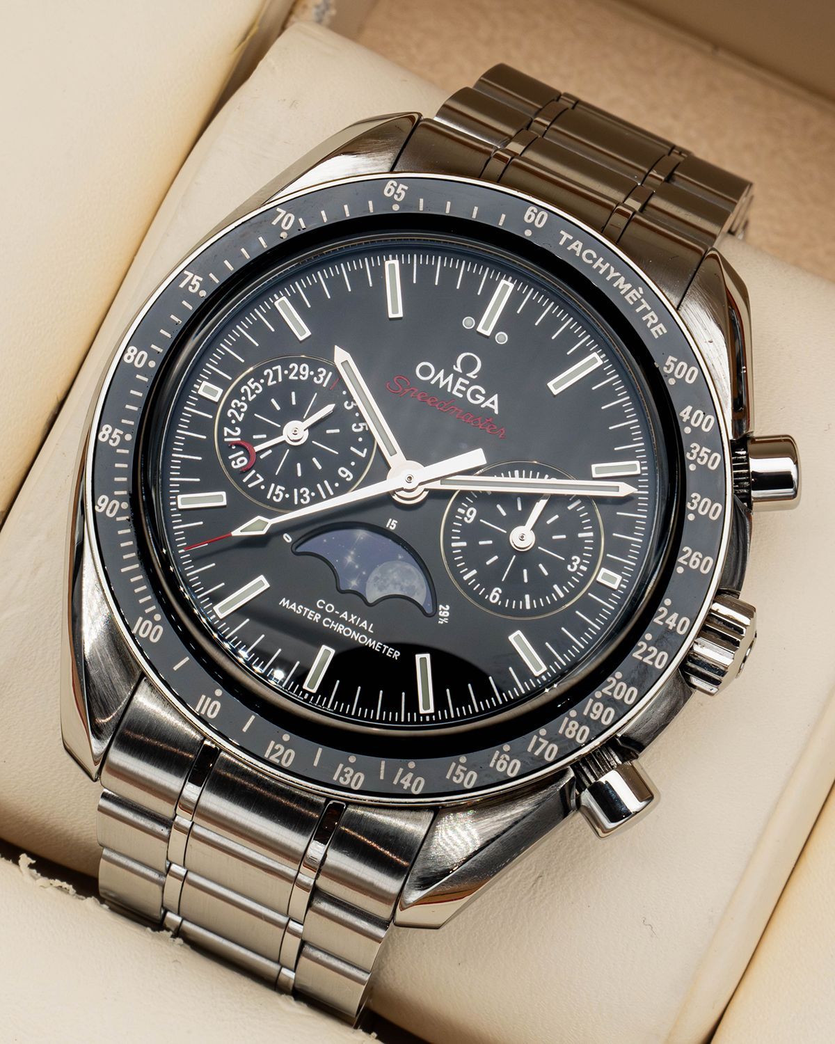 Omega 304.30.44.52.01.001