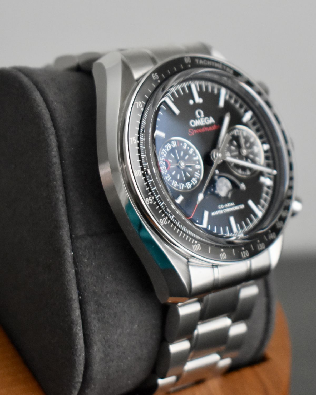 Omega 304.30.44.52.01.001