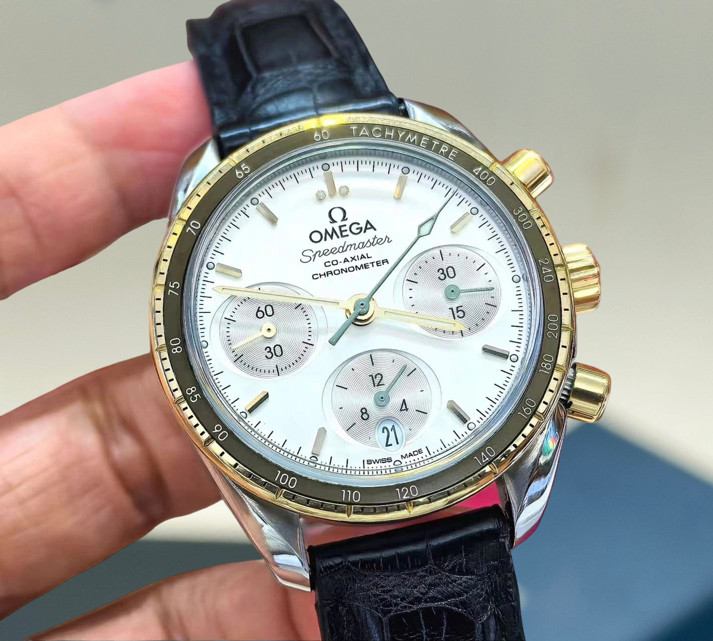 Omega 324.23.38.50.02.001