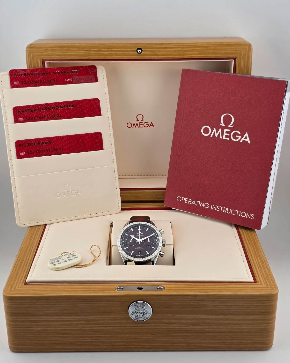 Omega 332.12.41.51.11.001