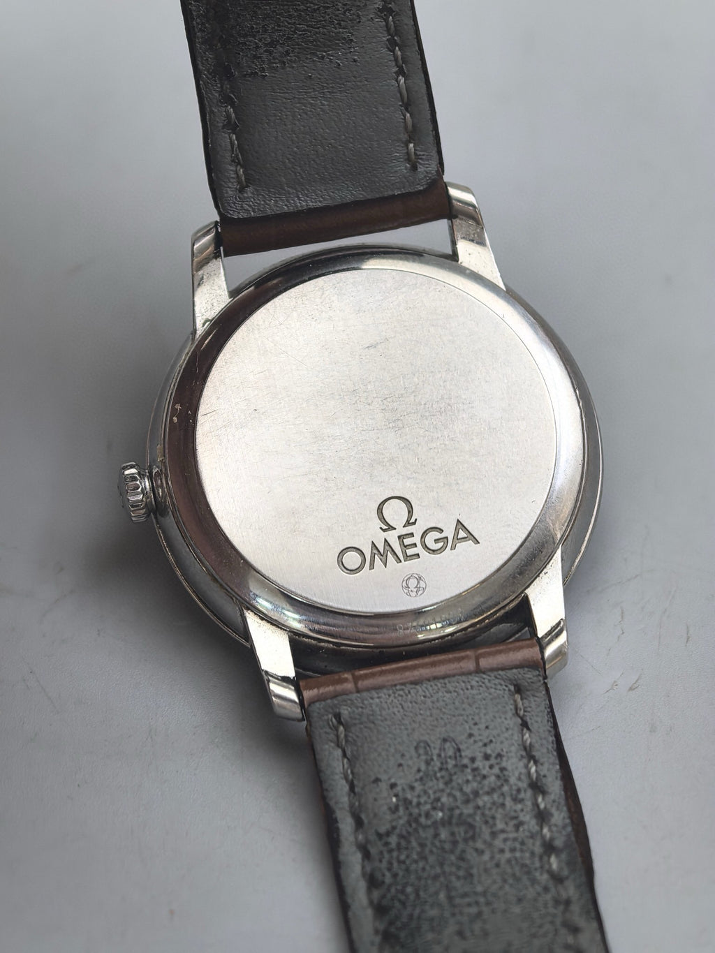 Omega 424.13.40.20.02.001