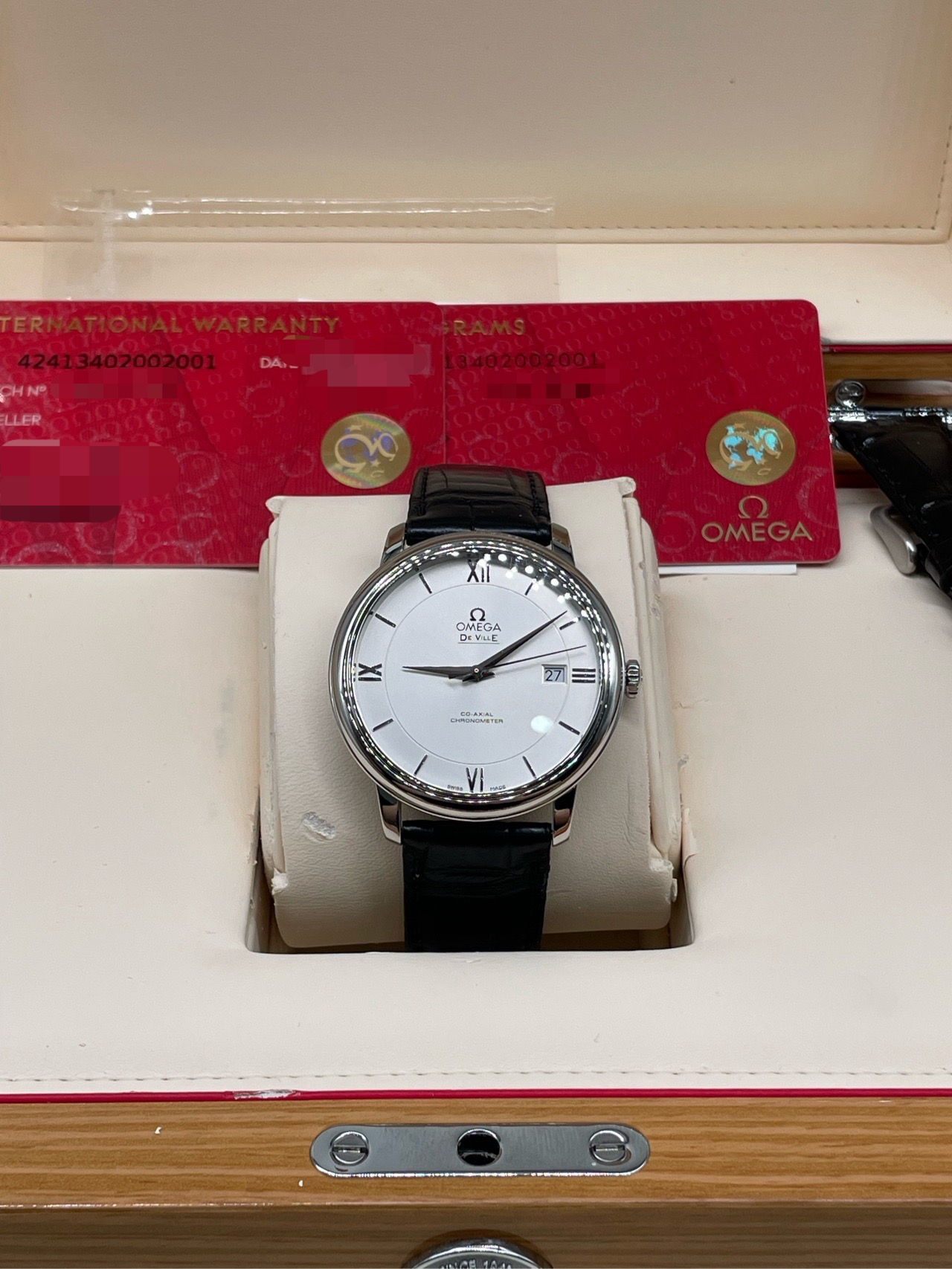 Omega 424.13.40.20.02.001