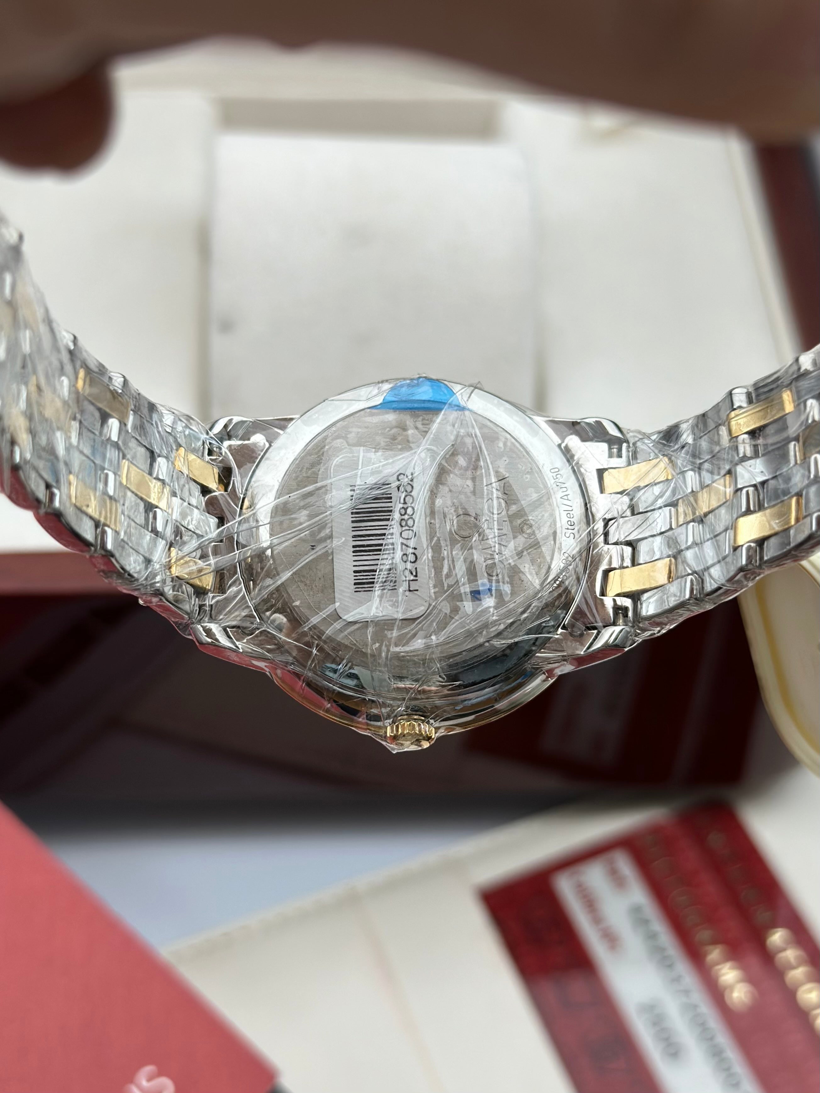 Omega 424.20.37.20.08.001