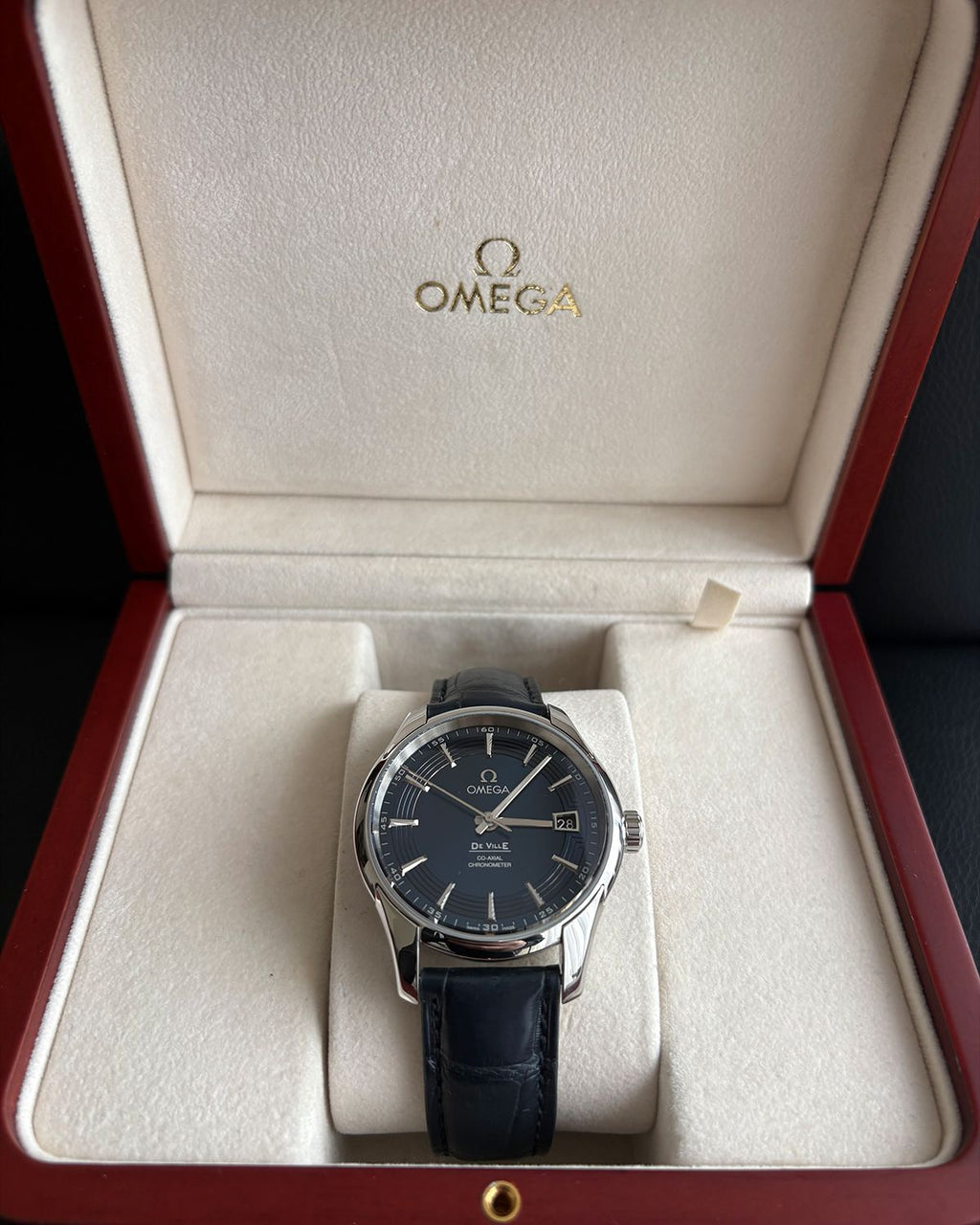 Omega 431.33.41.21.03.001