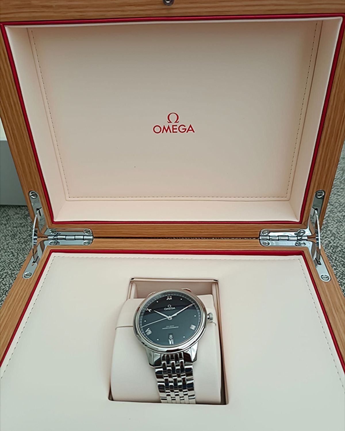 Omega 434.10.41.21.03.001