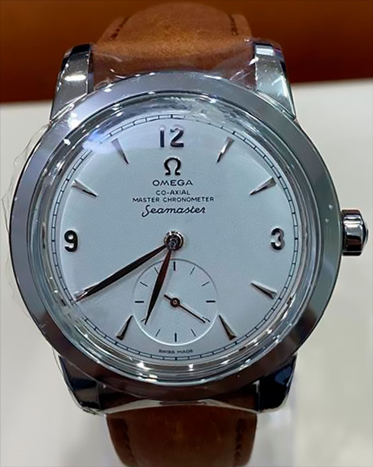 Omega 511.12.38.20.02.001