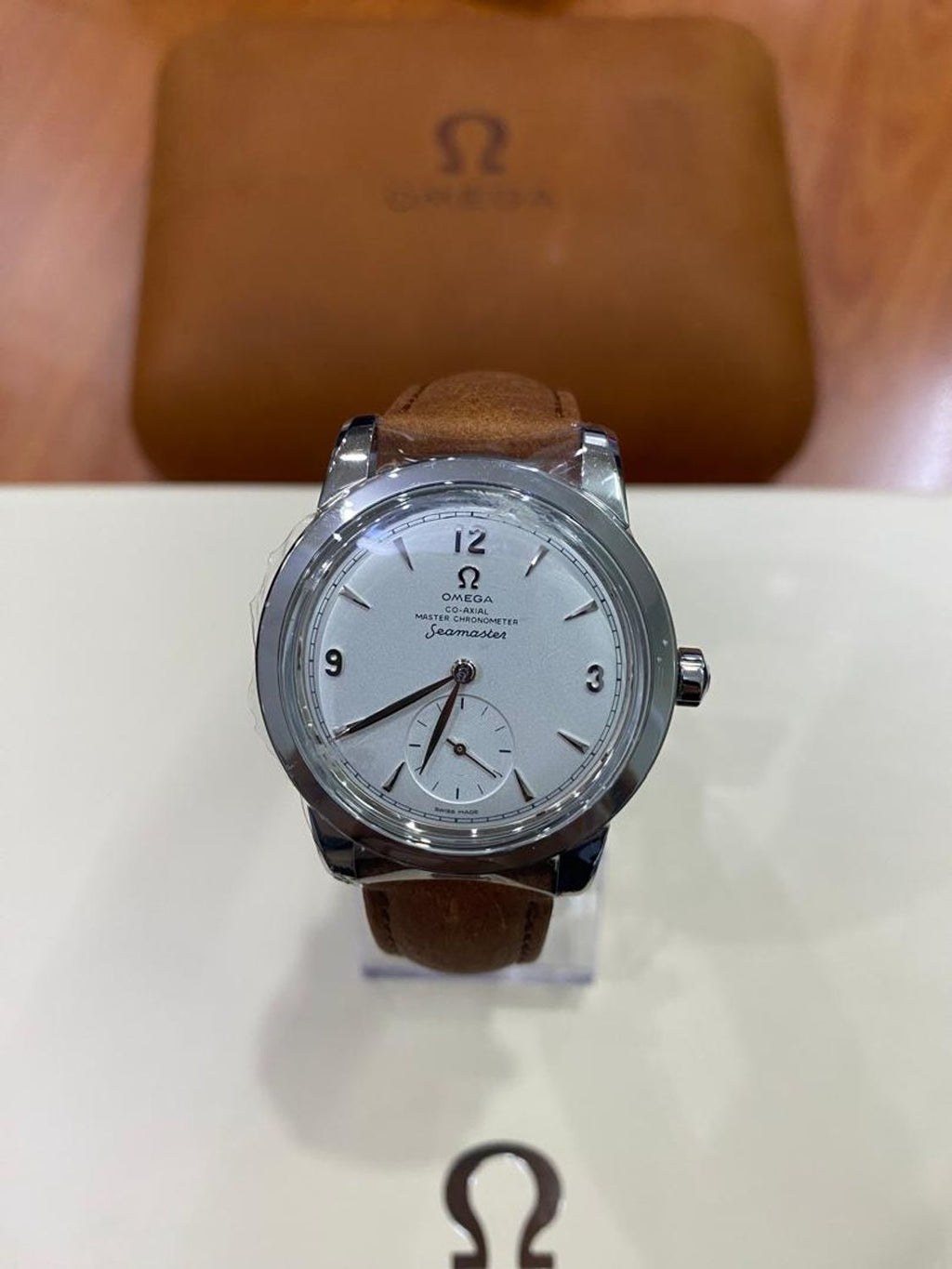 Omega 511.12.38.20.02.001