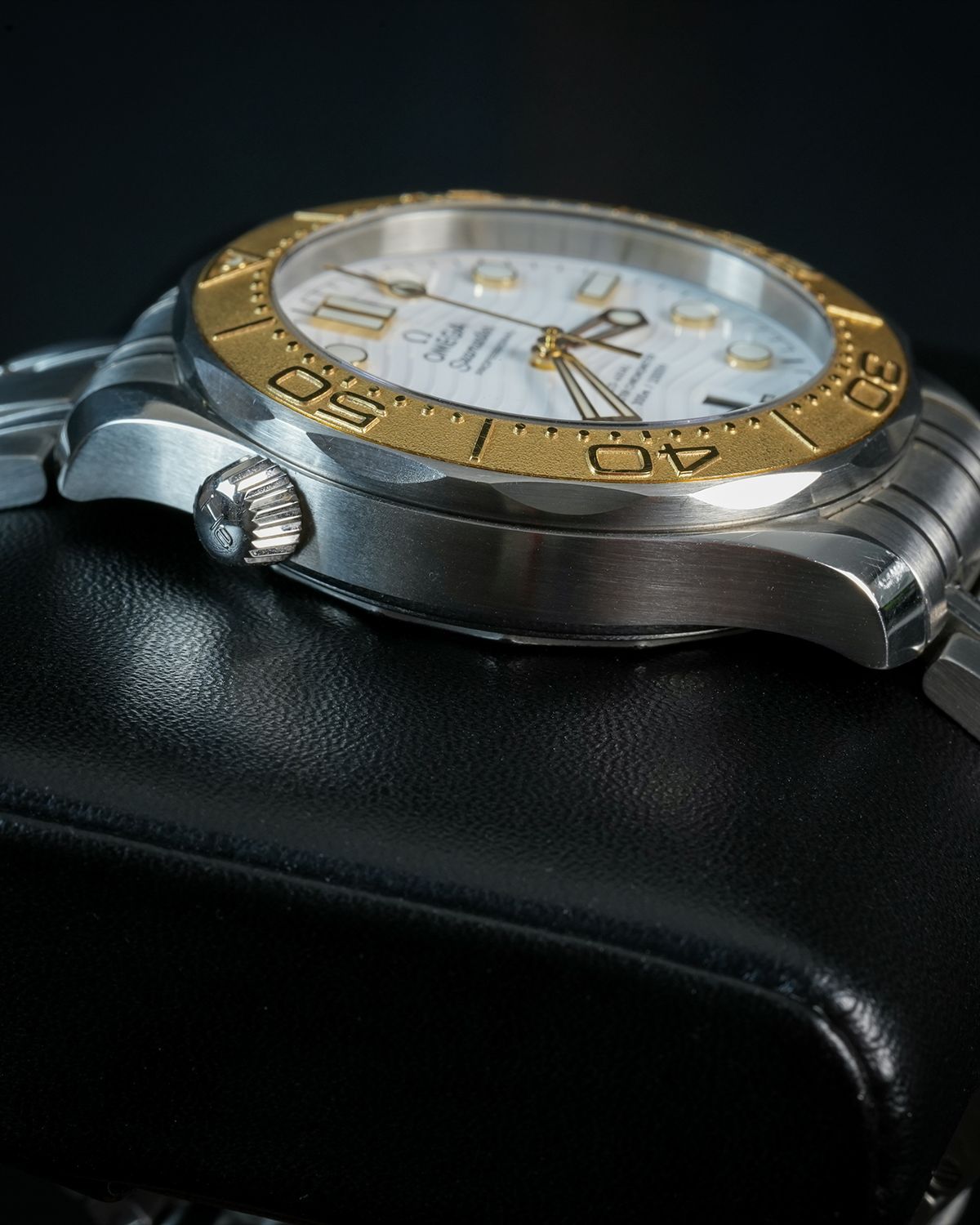 Omega 522.21.42.20.04.001