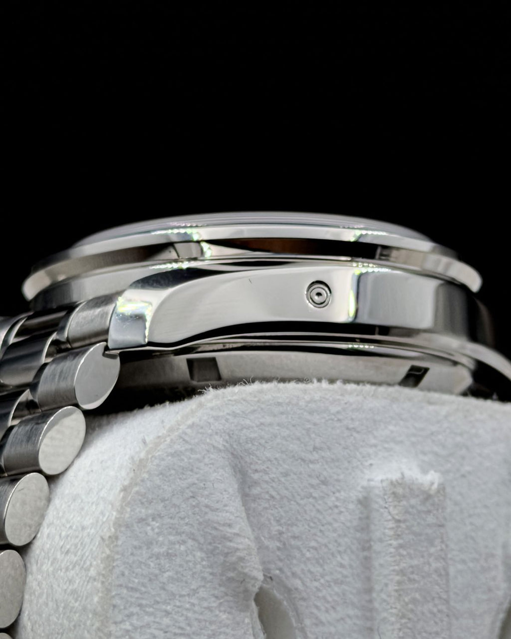 Omega 522.30.38.50.04.001