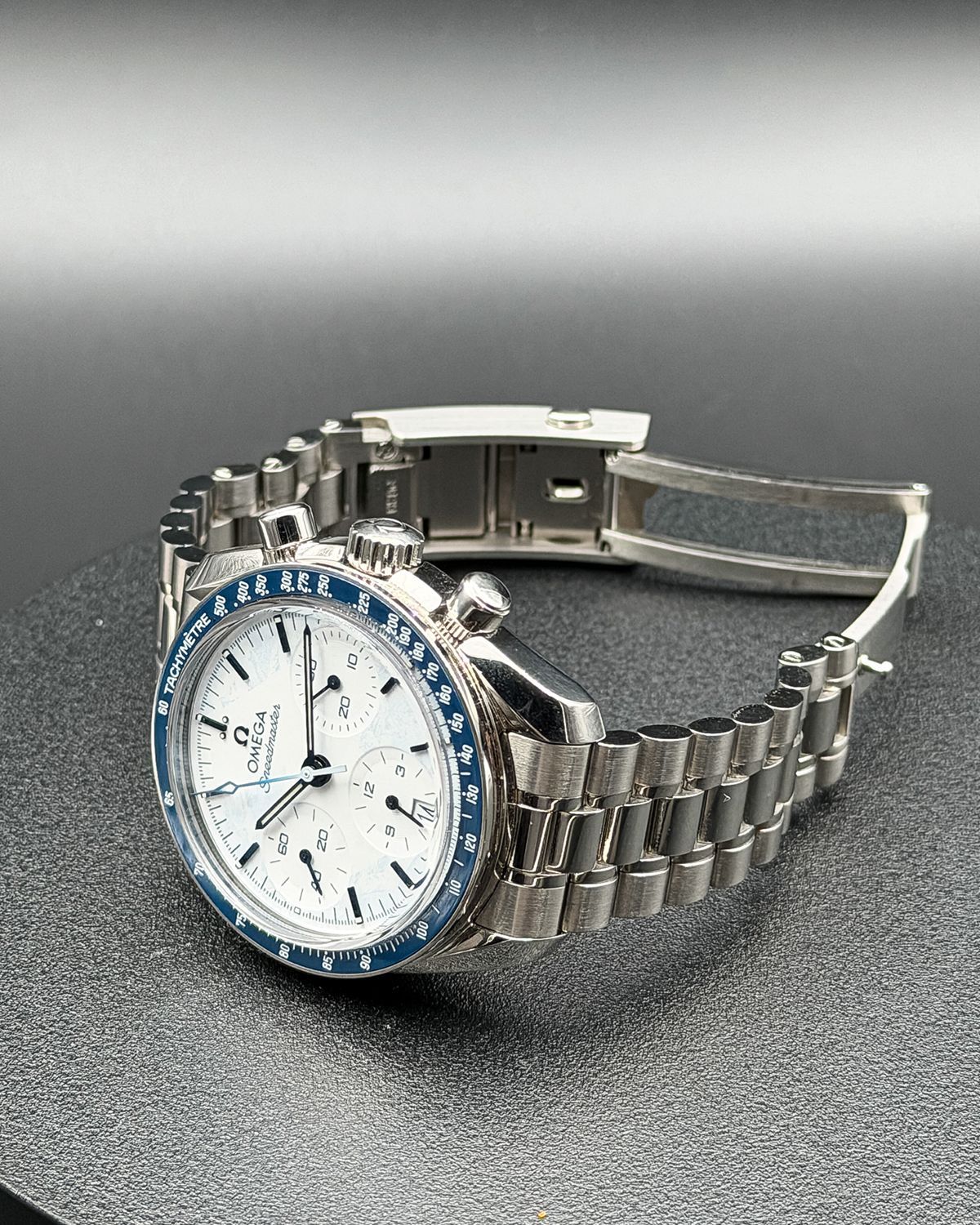 Omega 522.30.38.50.04.001